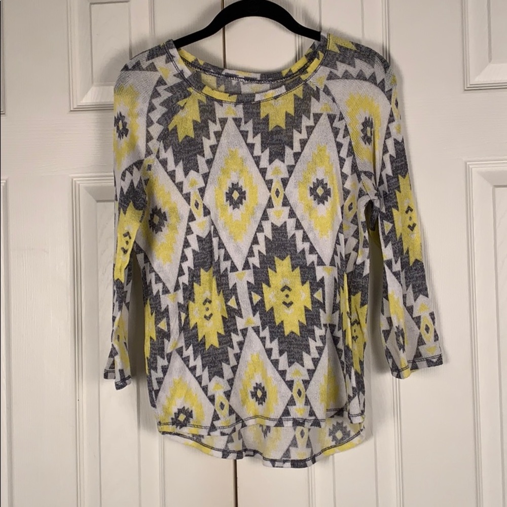 Justice 3/4 sleeves geometric print light sweater